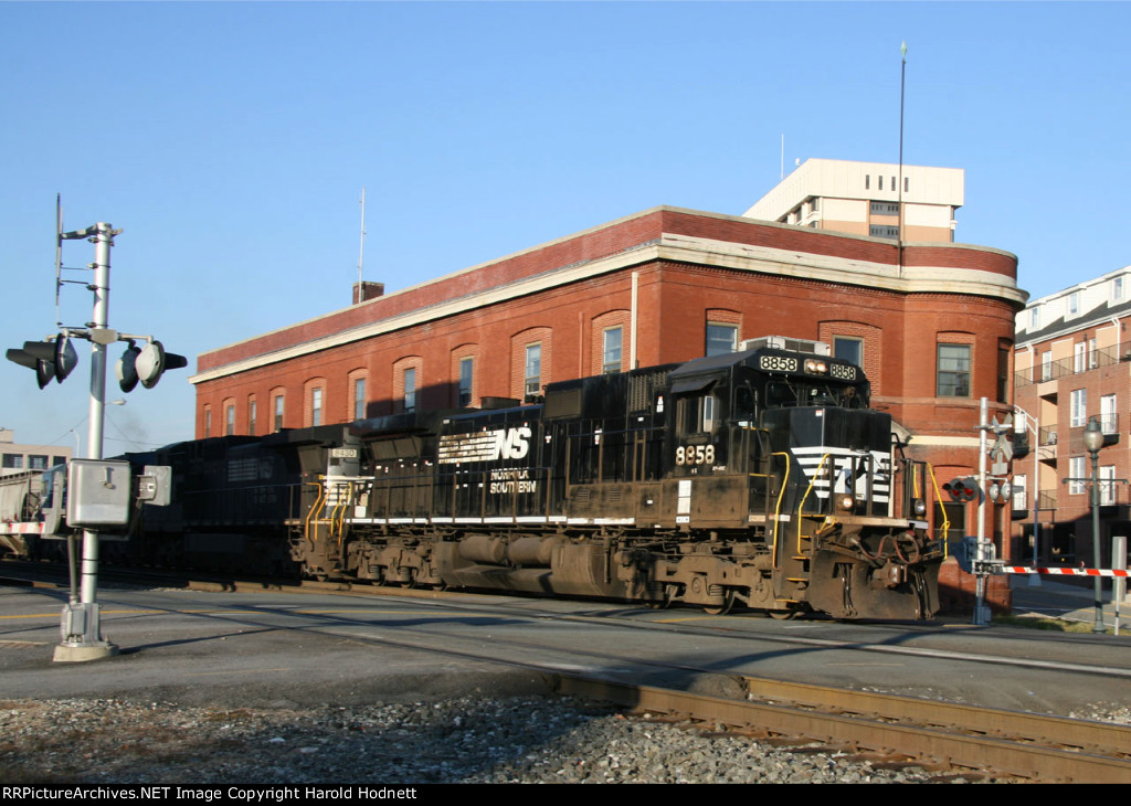 NS 8858 leads train 351 across Elm Street